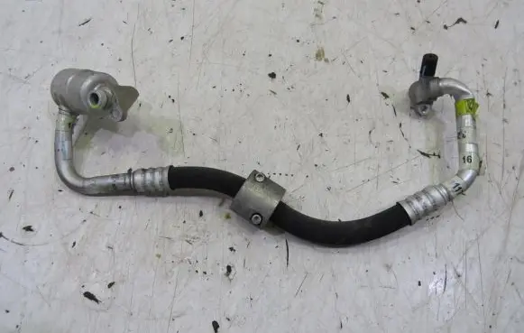 Alfa Romeo Giulietta Air conditioning (A/C) pipe/hose