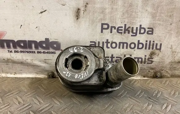 Iveco Daily 5th gen Oil filter mounting bracket