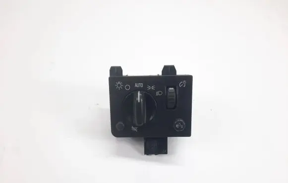 Chevrolet Colorado Light switch