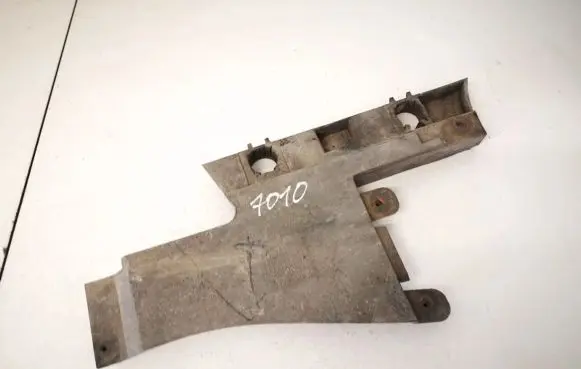 Ford Mondeo Mk III Engine splash shield/under tray 51777141861