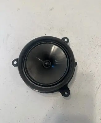 Toyota Yaris XP210 Rear door speaker 861600d450 VJ3J13LA