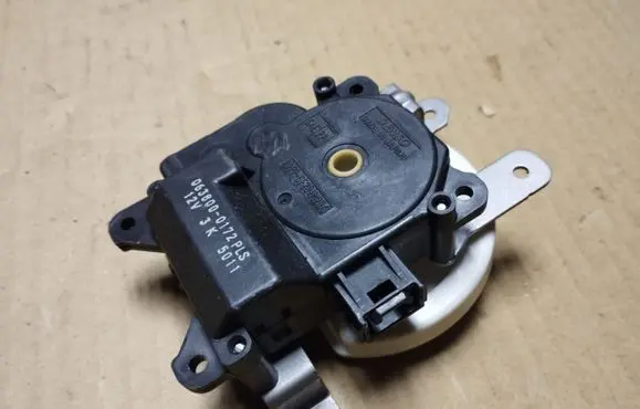 Honda Legend Air flap motor/actuator 0638000172PLS