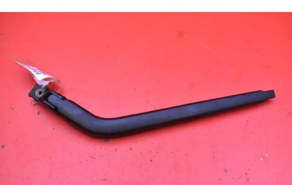 Toyota Auris 150 Rear wiper blade arm 