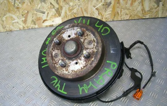 Honda Civic Rear wheel hub spindle/knuckle 