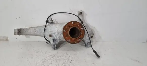 BMW M6 Front wheel hub spindle knuckle 2284054 2284375 6853859