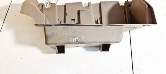 Glove box