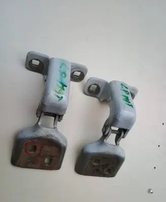 Renault Master III Front door upper hinge 804000006R