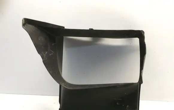 Porsche Macan (95B) Intercooler air guide/duct channel 95B117335Q