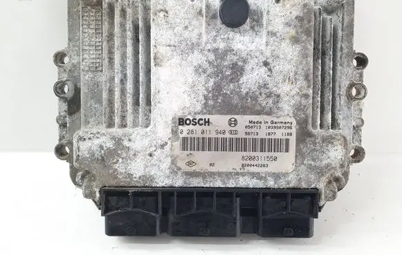 Opel Movano A Engine control unit/module 8200311550 0281011940