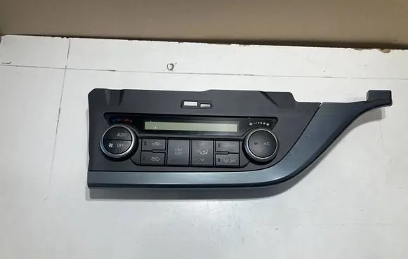 Toyota Auris E180 Climate control/heater control trim 75F542