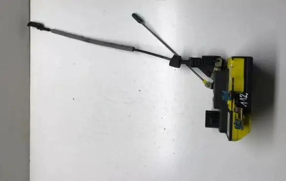 Volvo S80 Front door lock 30663043 30699360