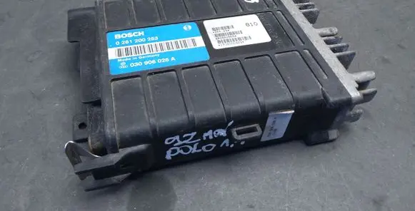 Volkswagen Polo III 6N 6N2 6NF Engine control unit/module ECU 030906026A 0261200253