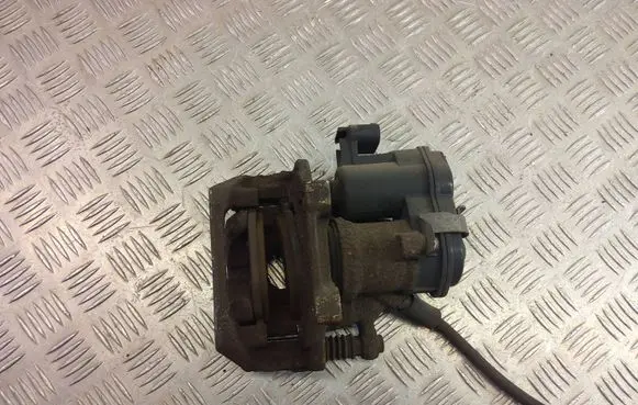BMW X3 F25 Rear brake caliper