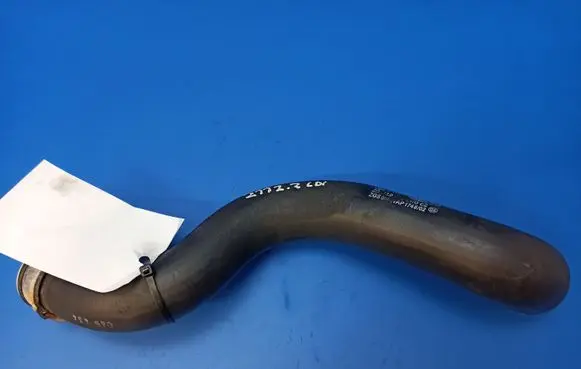 Mercedes-Benz E W211 Engine coolant pipe/hose 2115010882