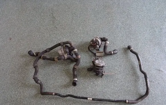Mercedes-Benz E AMG W213 Electric auxiliary coolant/water pump A0005002400