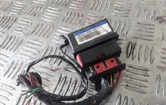 Peugeot Boxer Coolant fan relay 01345962080