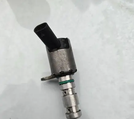 Ford Fiesta Oil pressure sensor Cm5g6c880ca