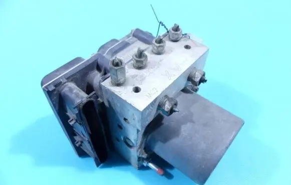 Toyota Avensis T270 ABS Pump 0265950749 IMPRK1323491