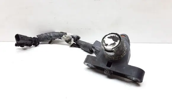 Volvo V60 Crankshaft position sensor 30637803