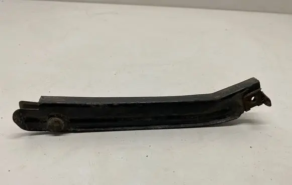 Mercedes-Benz ML W164 Front bumper mounting bracket A1648800314