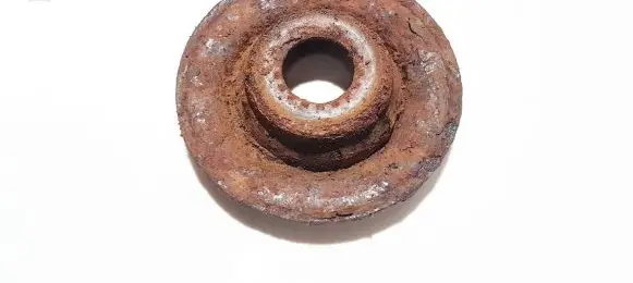Coil spring mount
