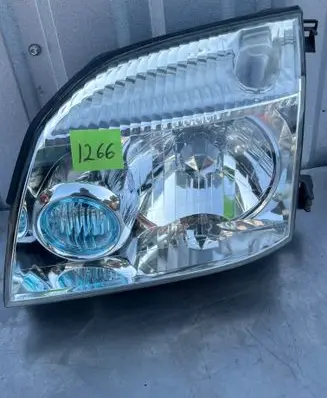 Nissan X-Trail T30 Headlight/headlamp