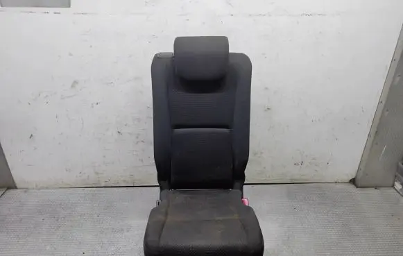 Toyota Corolla Verso AR10 Rear seat 