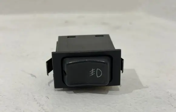 Volkswagen Golf I Fog light switch 321941535B