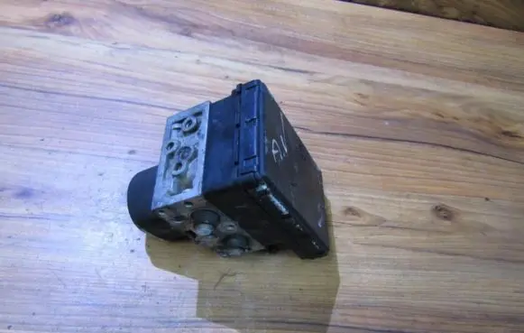 Toyota Avensis Verso ABS Pump 4451044050 8954144050