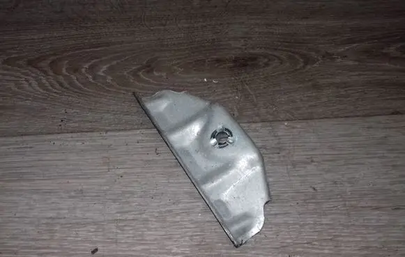Volvo V70 Battery bracket 