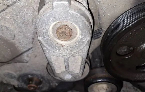 Chrysler Pacifica Generator/alternator belt tensioner