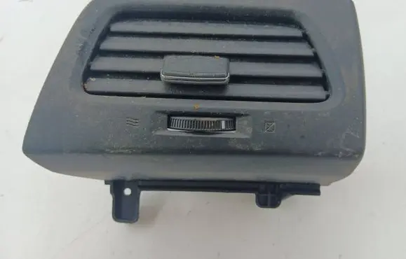 Honda CR-V Dashboard side air vent grill/cover trim 77620TA0A E8275131500