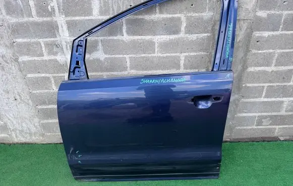 Volkswagen Sharan Front door 