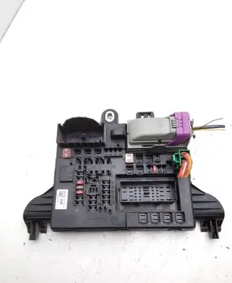 Opel Insignia A Fuse module 544949969