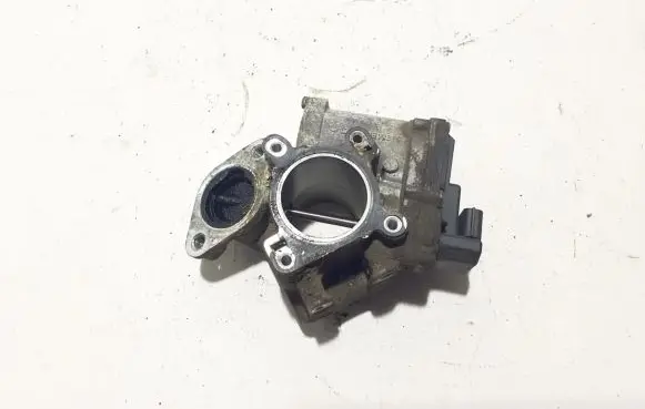 Nissan Primastar Electric throttle body valve 147105543R