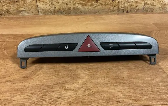 Peugeot 308 Hazard light switch 9659215177 03069010 706300