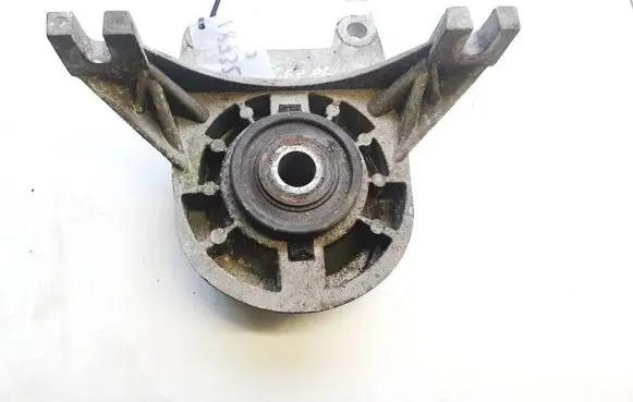 Fiat Bravo Engine mount bracket