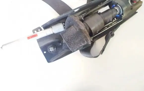 Volvo V70 Front seatbelt g6041213 6069365l0e