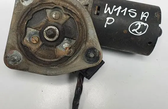 Mercedes-Benz COMPAKT W115 Wiper motor