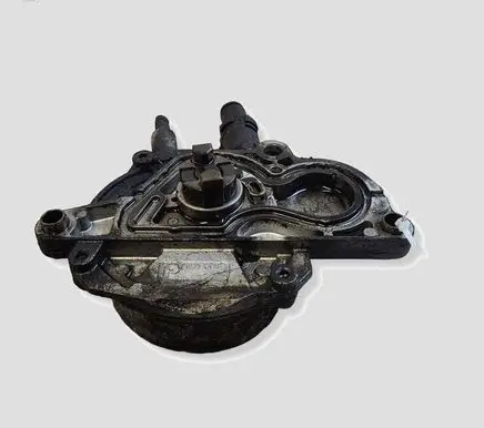 Opel Astra J Vacuum pump