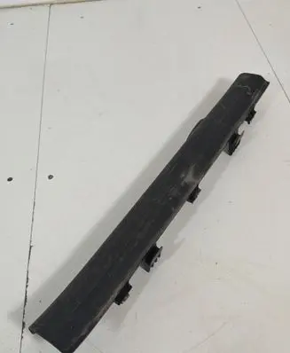 KIA EV6 Front sill trim cover 85870CV000