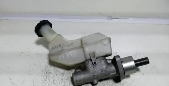Nissan Micra Master brake cylinder V605054F68