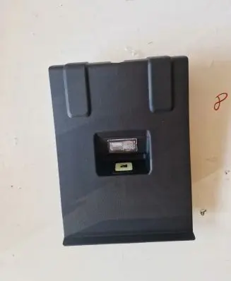 Tesla Model S Tailgate opening switch 100896900B