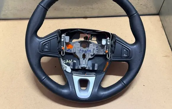 Renault Megane III Steering wheel