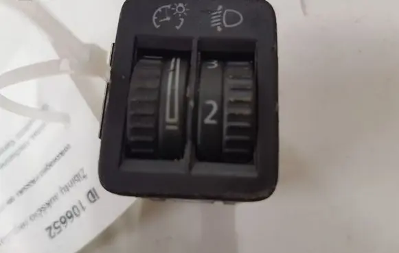 Volkswagen PASSAT B6 Headlight level height control switch 3C0941333A