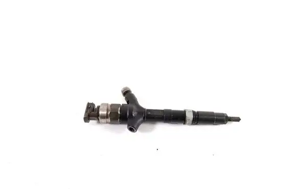 Fuel injector