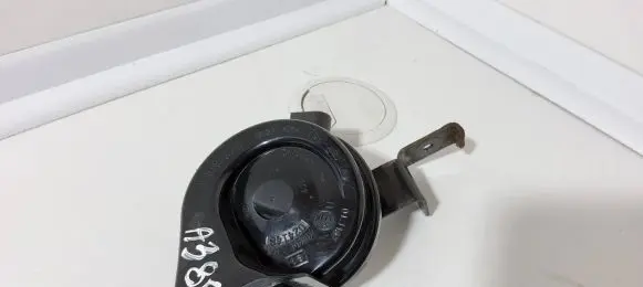 Audi A3 S3 8P Horn signal 8P0951223