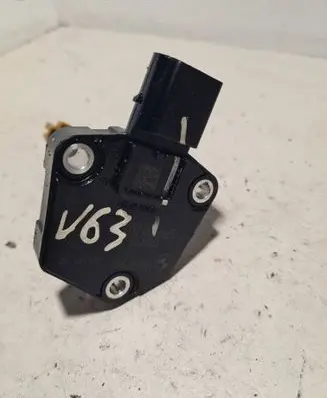 BMW 1 F20 F21 Oil level sensor 8608780 120373 6PR10497