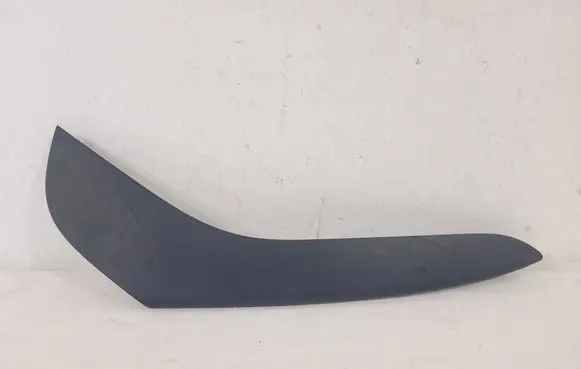 Volkswagen PASSAT B6 Rear door handle trim 3C2867171A