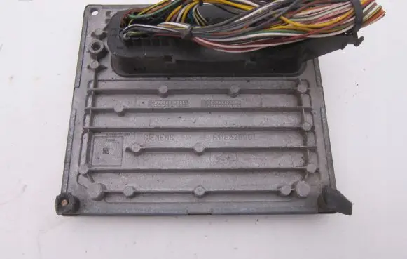 Ford Focus Engine control unit/module 4S6112A650TD